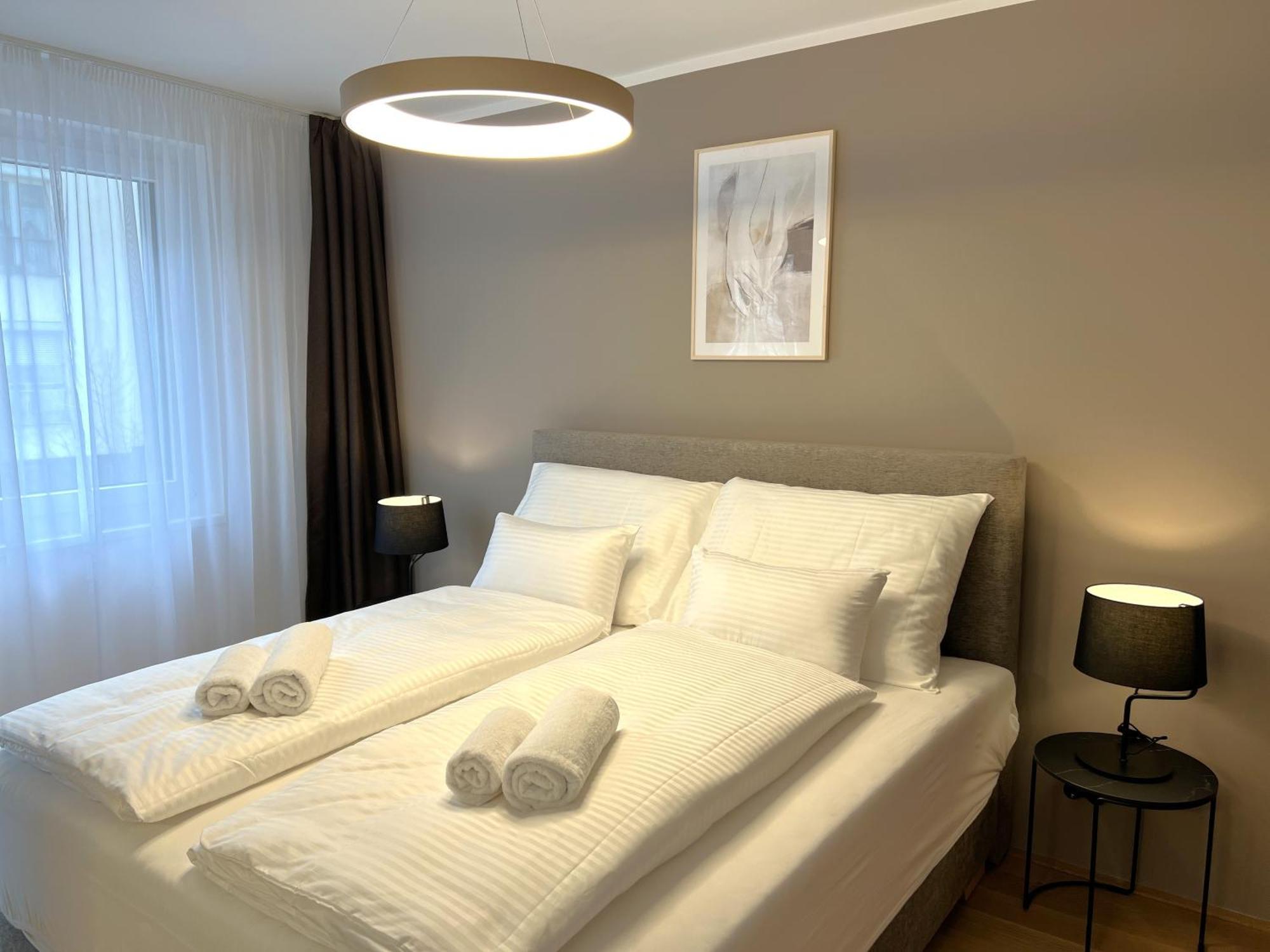 Free Parking - Pulse At U6-metro Apartament *